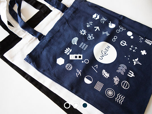 Tote bag