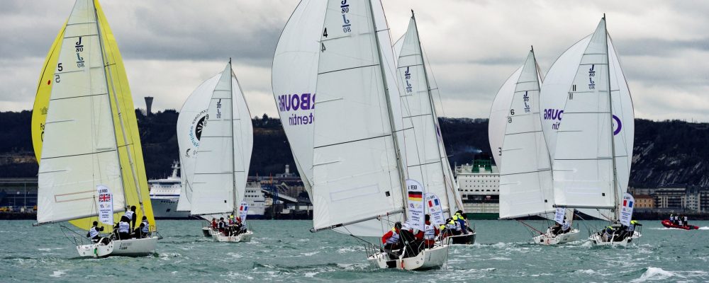 You are currently viewing Voile : l’argent pour l’équipage UNICAEN au Trophée de l’Île Pelée