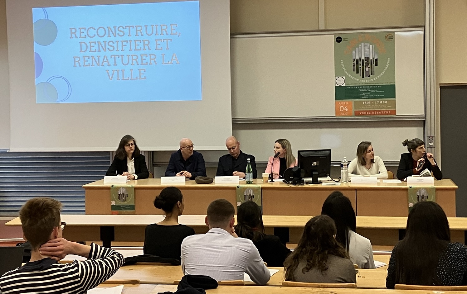 You are currently viewing Table Ronde du master 1 ADURA, intitulée, « Lutte contre l’artificialisation des sols et renaturation »