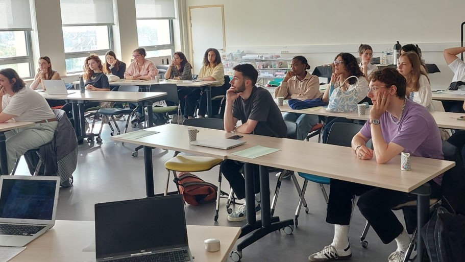 Formation des étudiantes et étudiants relais du BVE avant leur déploiement sur les campus