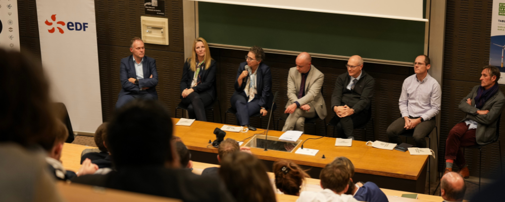 You are currently viewing La Normandie, futur hub énergétique ? Deux étudiants témoignent