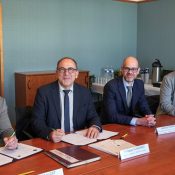 L’INSEE et l’université signent une convention partenariale