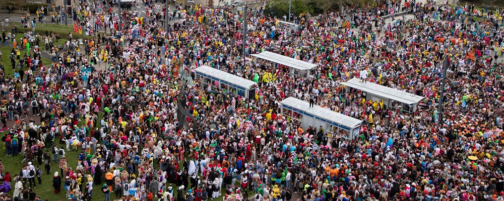 You are currently viewing Le Carnaval étudiant de Caen 2025 : un élan collectif et festif au cœur de la vie universitaire