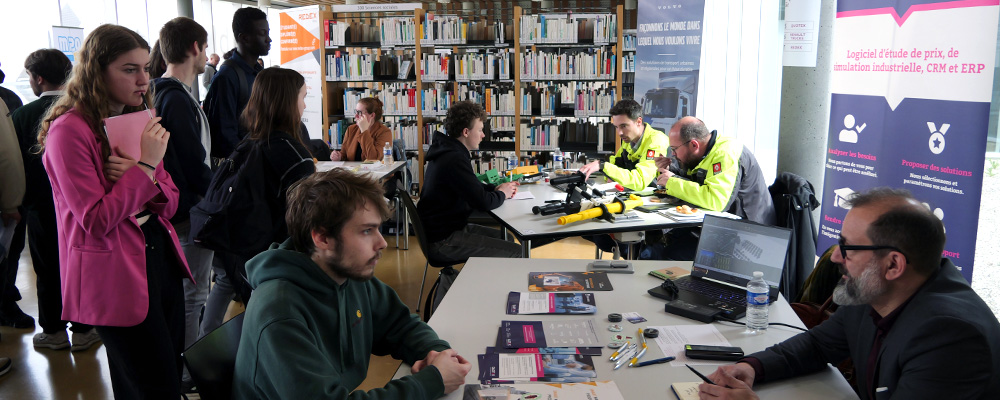 You are currently viewing Forum Ose : des rencontres inspirantes entre étudiants et professionnels
