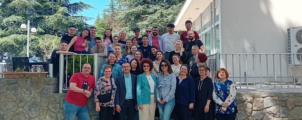 You are currently viewing « Une grande force pour votre parcours » : le séjour à Ohrid des volontaires de l’EU2SE