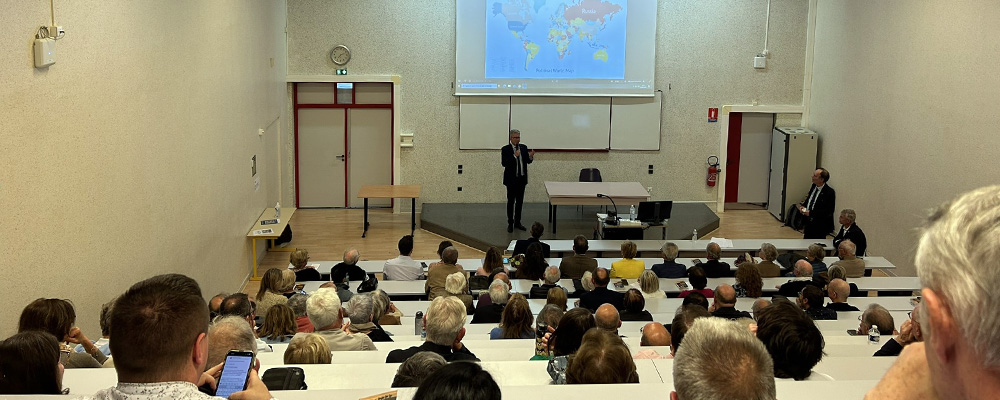 You are currently viewing Conférence d’exception avec le Général Gomart, député Européen