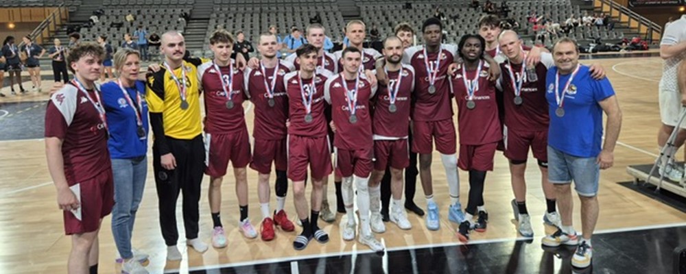You are currently viewing Ils remportent la médaille d’argent au championnat de France de Nationale 1 de Handball