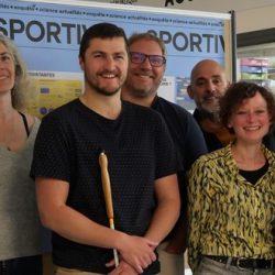 Joran Tanquerel avec l'équipe de scolarité et la direction de l'UFR STAPS