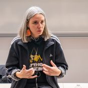 D’Hollywood à l’université de Caen Normandie : deux heures avec la journaliste Anaïs Bordages