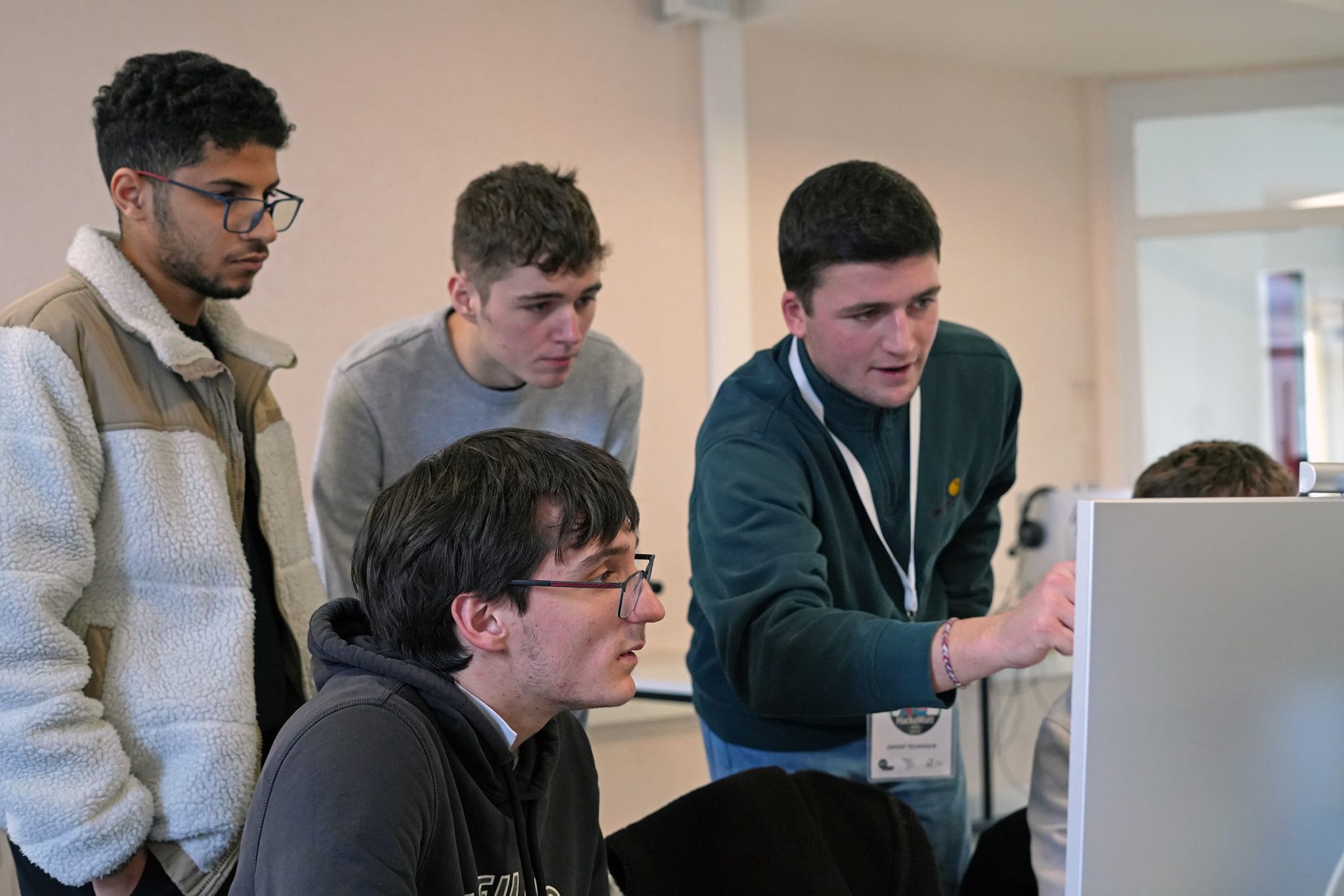 Hackawatt2-1-2048x1365